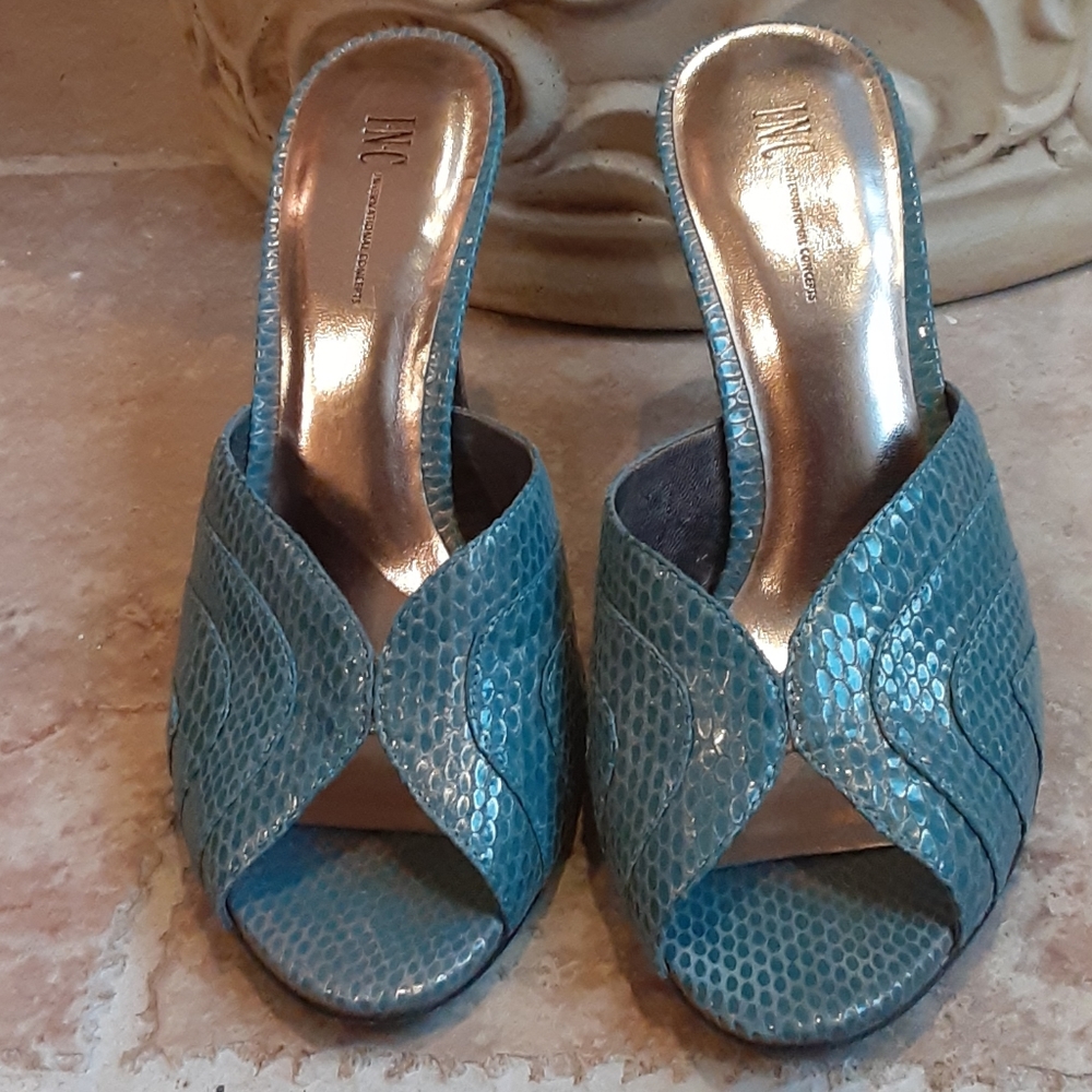 INC international concept Shoes - Picture 5 of 7